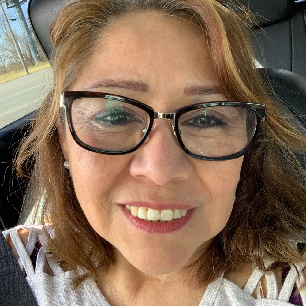 Meet your Posher, Maria c